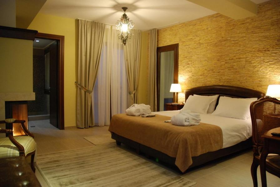 Agapi Luxury Hotel Káto Loutrákion Habitación foto